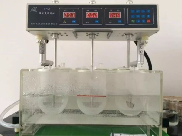 ����ģ����θ�����еİ�������п��