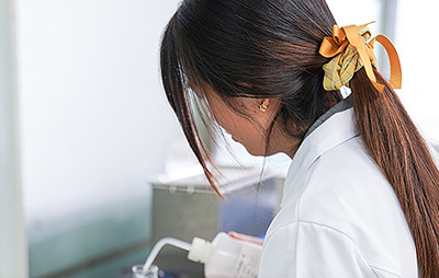 ��ɫ����ֵ����